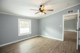 545 Elm St, Milford, NH 03055 - Photo 8