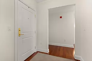 77 Hanover St, Portsmouth, NH 03801 - Photo 4
