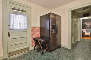 366 Nashua St, Milford, NH 03055 - Photo 12