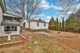 366 Nashua St, Milford, NH 03055 - Photo 6