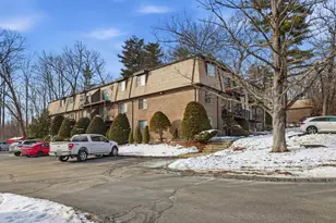 15 Silvestri Cir, Derry, NH 03038 - Photo 32