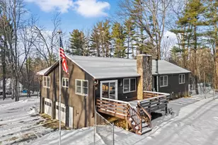 25 Sherwood Forest Dr, Gilford, NH 03249 - Photo 4