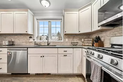 22 Scribner Road, Fremont, NH 03077 - Photo 2