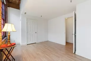 470 Silver St, Manchester, NH 03103 - Photo 8