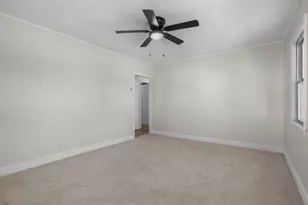 197 Melrose St, Manchester, NH 03109 - Photo 8