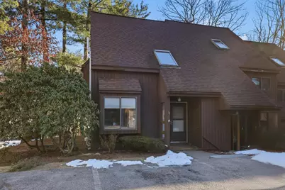 33 Valencia Drive, Nashua, NH 03062 - Photo 2
