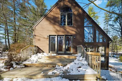 105 Middle Road, Brentwood, NH 03833 - Photo 2