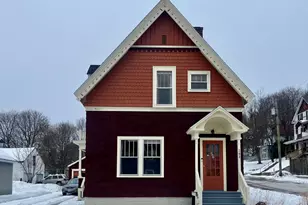 263 School St, Berlin, NH 03570 - Photo 2