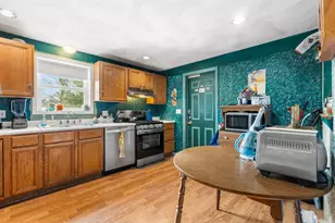 21 Maple Ridge Road, Seabrook, NH 03874 - Photo 4