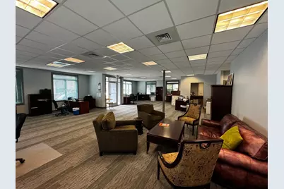 299 Hanover Street #First Floor, Portsmouth, NH 03801 - Photo 4