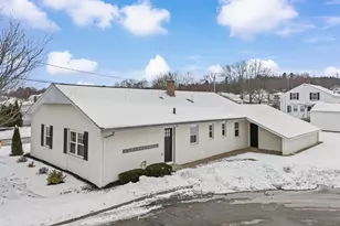 2 Haig St, Goffstown, NH 03045 - Photo 4