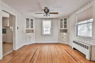 112 Mammoth Rd, Manchester, NH 03109 - Photo 12