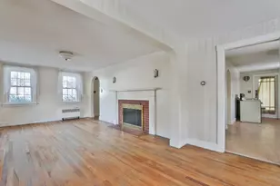 112 Mammoth Rd, Manchester, NH 03109 - Photo 14