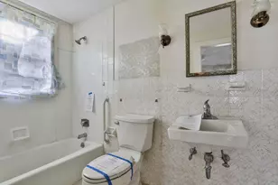 112 Mammoth Rd, Manchester, NH 03109 - Photo 20