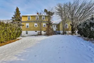 112 Mammoth Rd, Manchester, NH 03109 - Photo 6