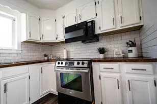 796 Montgomery St, Manchester, NH 03102 - Photo 6