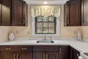 240 Franklin St, Laconia, NH 03246 - Photo 8