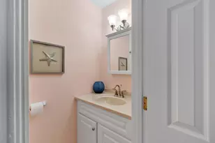 240 Franklin St, Laconia, NH 03246 - Photo 16