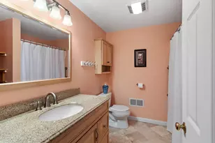 240 Franklin St, Laconia, NH 03246 - Photo 20