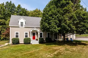75 Chapman Dr, Rochester, NH 03839 - Photo 2