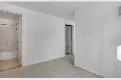 633 Daniel Webster Highway, Merrimack, NH 03054 - Photo 26