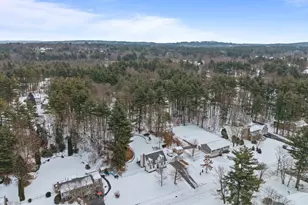 19 Pioneer Dr, Nashua, NH 03062 - Photo 36