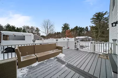 19 Pioneer Drive, Nashua, NH 03062 - Photo 28