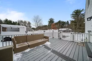 19 Pioneer Dr, Nashua, NH 03062 - Photo 28