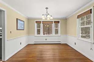 37 Camelot Dr, Bedford, NH 03110 - Photo 14