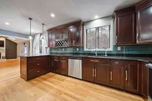 18 Lorri Rd, Derry, NH 03038 - Photo 10