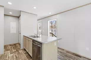 64 O&apos keefe Circle, Conway, NH 03860 - Photo 4