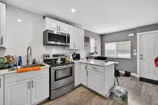 235 Bremer St, Manchester, NH 03102 - Photo 26