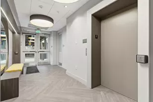 51 Elm St, Laconia, NH 03246 - Photo 24