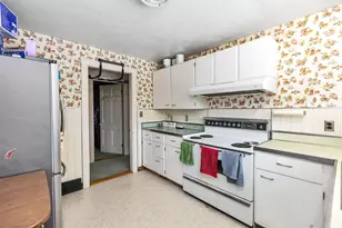 71 Parker St, Winchester, NH 03470 - Photo 8