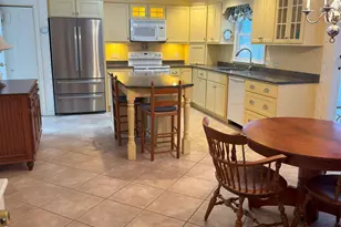 18 Christine Dr, Atkinson, NH 03811 - Photo 6