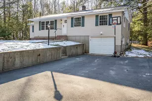 22 Bow Bog Rd, Bow, NH 03304 - Photo 2