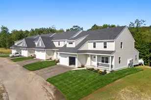 65 Driftwood Cir, Sandown, NH 03873 - Photo 44