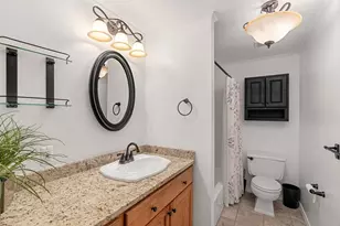 33 Cannongate Rd, Nashua, NH 03063 - Photo 10