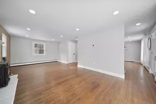 9 Edgewood Ave, Merrimack, NH 03054 - Photo 12