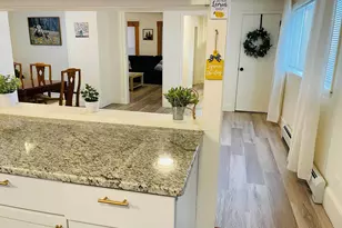 17 Arch St, Laconia, NH 03246 - Photo 8