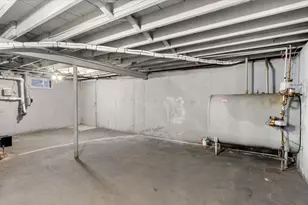 77 St James Ave, Manchester, NH 03102 - Photo 36
