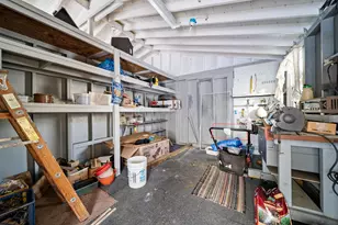 162 Winter St, Manchester, NH 03102 - Photo 36