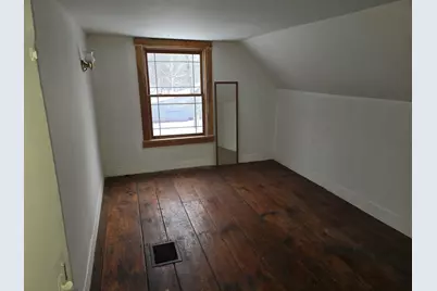 1009 Route 131, Weathersfield, VT 05030 - Photo 12