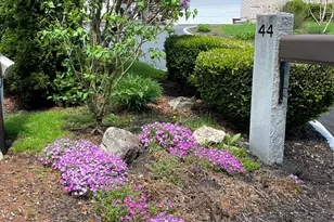 44 Cricket Ln, Manchester, NH 03104 - Photo 4