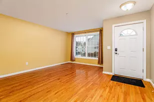 37 Shadowbrook Dr, Hudson, NH 03051 - Photo 6