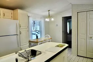 329 Darby Dr, Laconia, NH 03246 - Photo 8