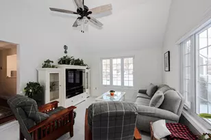 152 Straw Hill Rd, Manchester, NH 03104 - Photo 20