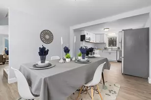 6 Michael Ave, Derry, NH 03038 - Photo 8