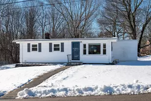 23 Meadow Ln, Greenland, NH 03840 - Photo 1