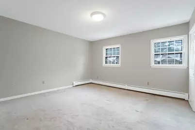 90 Golfview Drive, Manchester, NH 03102 - Photo 14